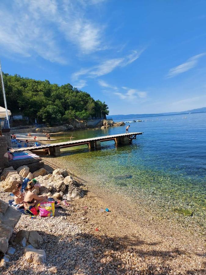Apartment Ela, Kostrena Rijeka Εξωτερικό φωτογραφία